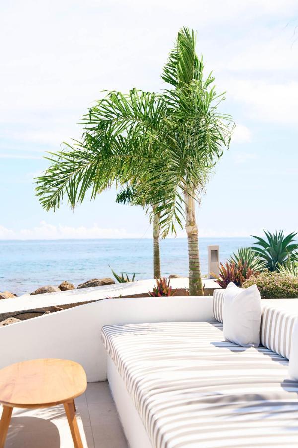 Cook'S Bay Hotel & Suites Paopao Buitenkant foto
