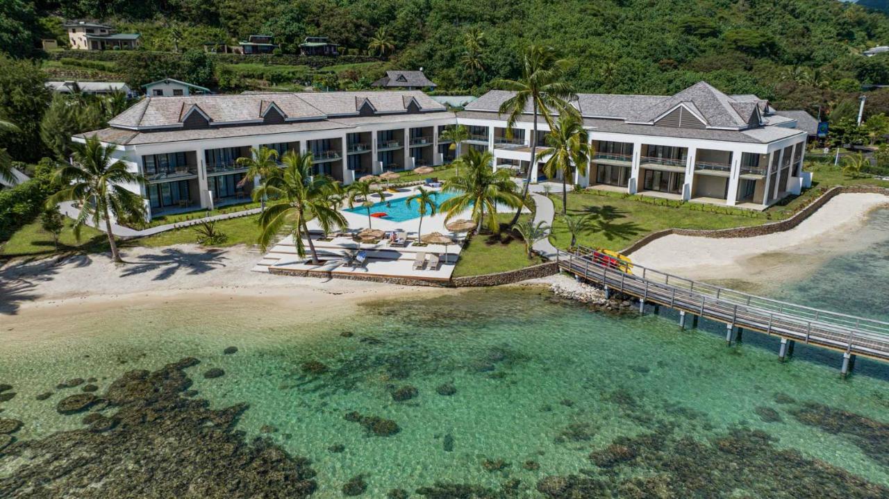 Cook'S Bay Hotel & Suites Paopao Buitenkant foto